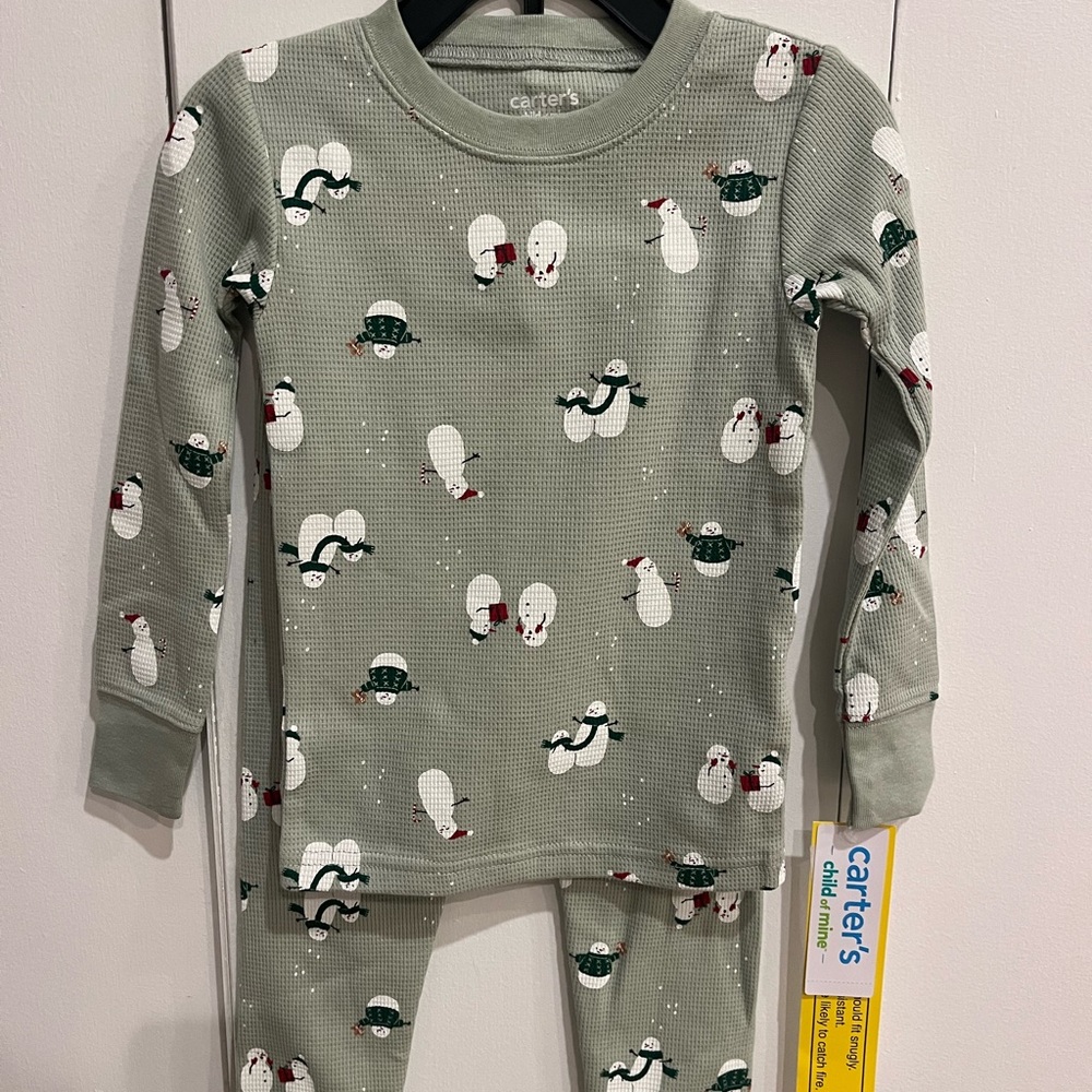 Carter's Green Pajama Set with Snowman Design